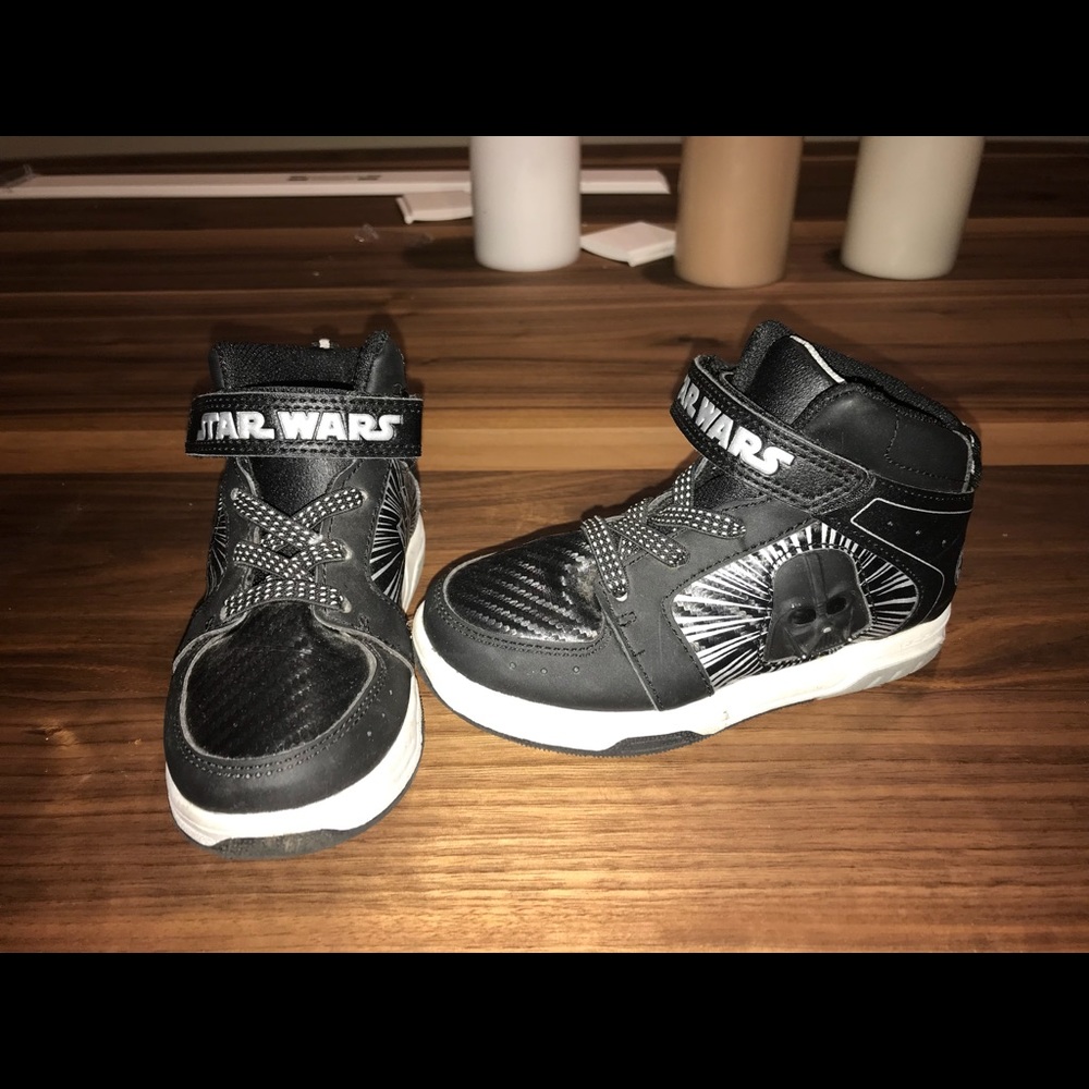 Kids Star Wars Shoes (Eyes light up) 11C